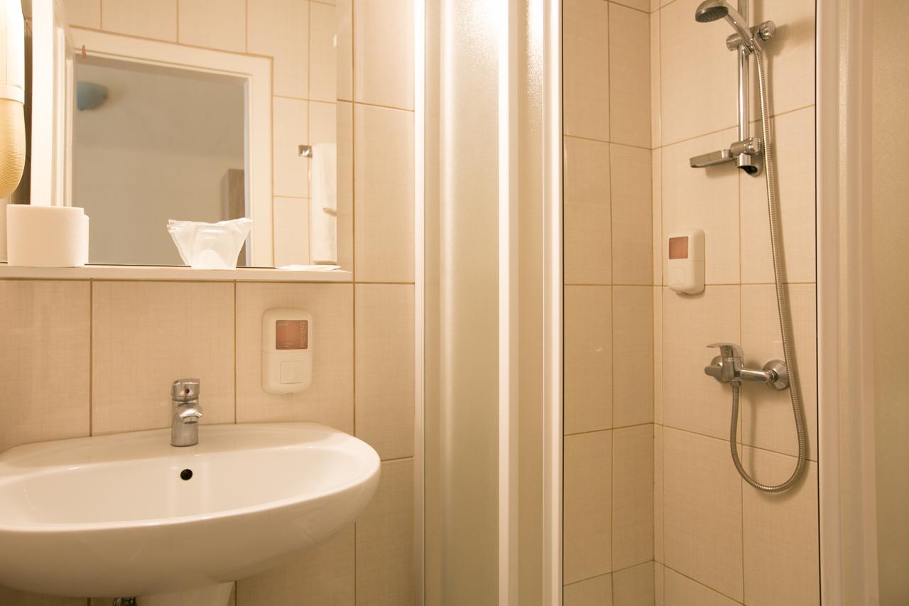 קלוז'-נאפוקה Hotel Melody Central מראה חיצוני תמונה
