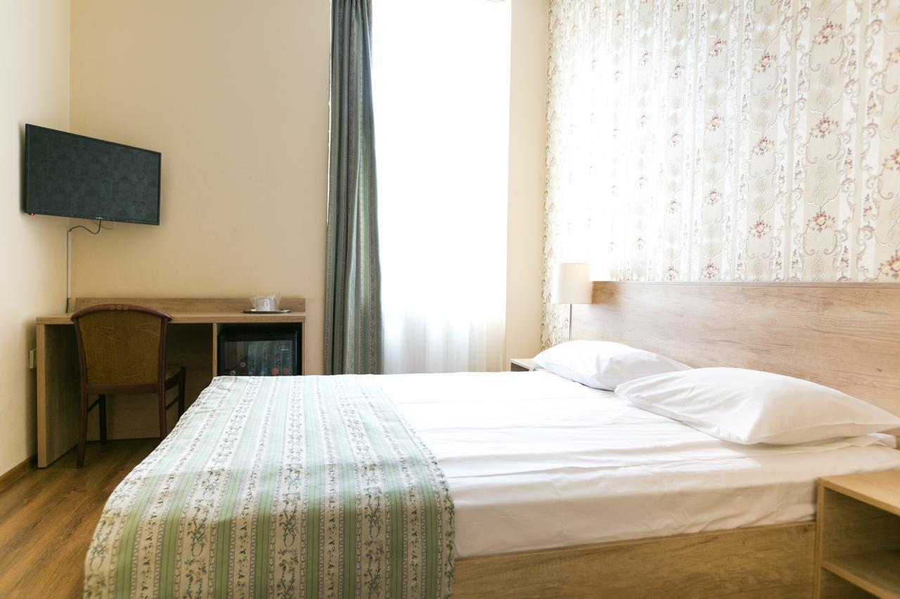 קלוז'-נאפוקה Hotel Melody Central מראה חיצוני תמונה